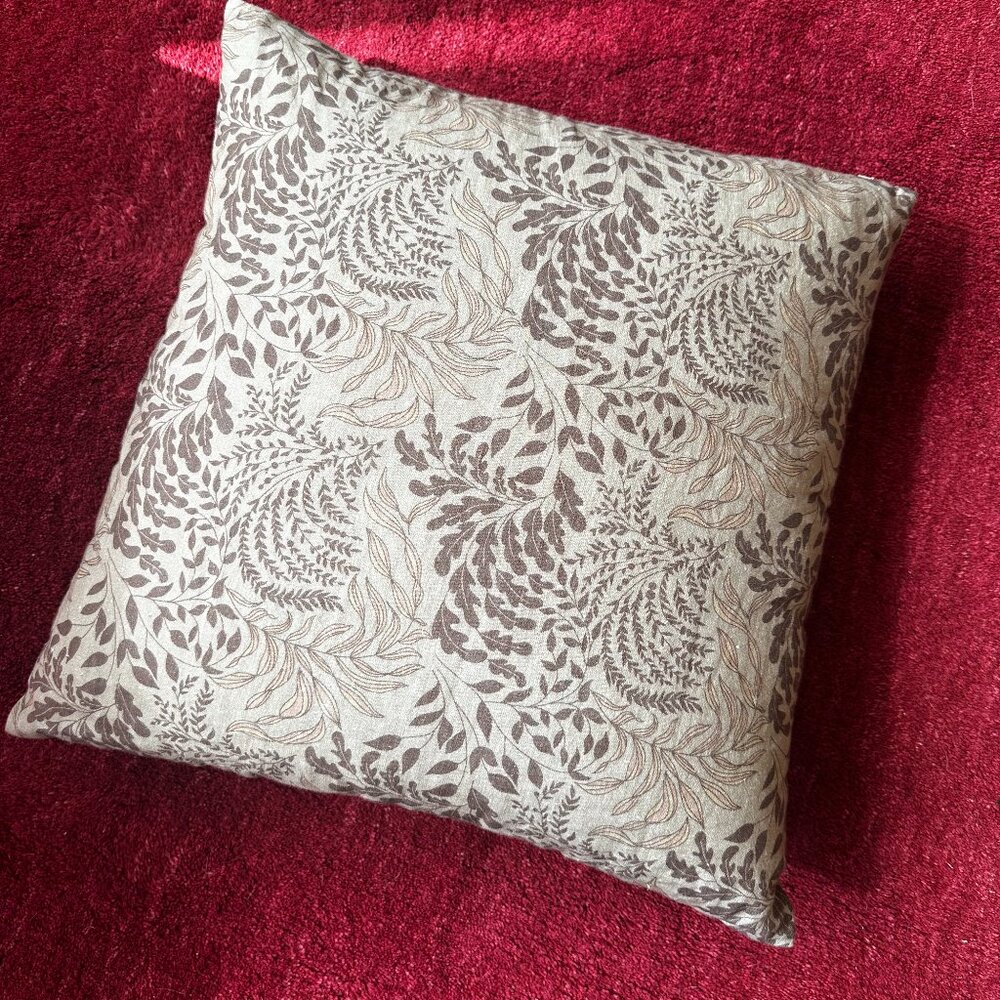 NWT Rejuvenation 100% Linen Throw Pillow Cover (20x20)